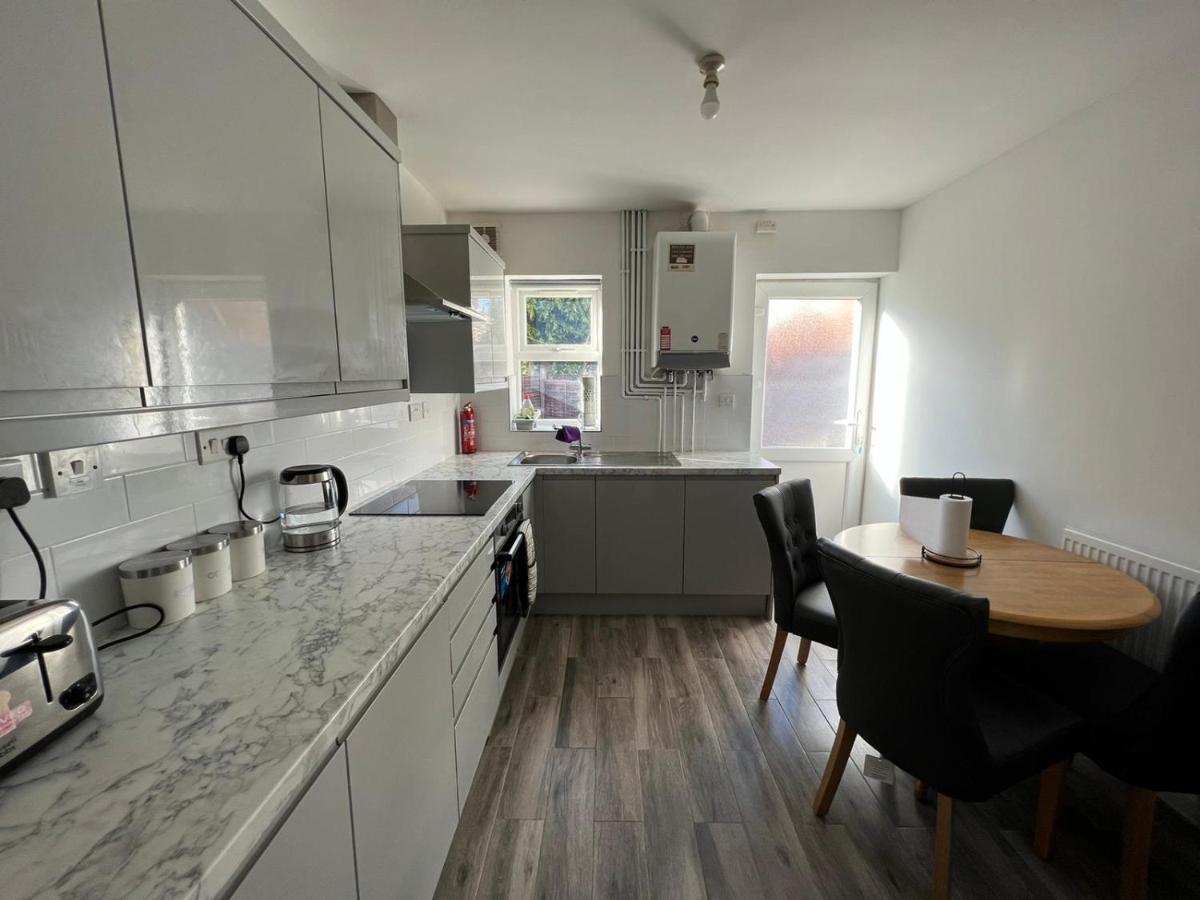 Cosy Home Near Nec, Bhx Bullring & Solihull Μπέρμιγχαμ Εξωτερικό φωτογραφία